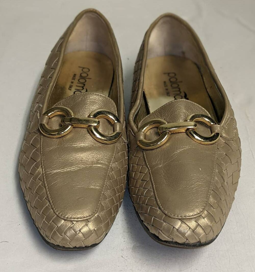 Paloma Vintage Gold Woven Loafers Women's Size 7.5B Standard Width Slip Ons